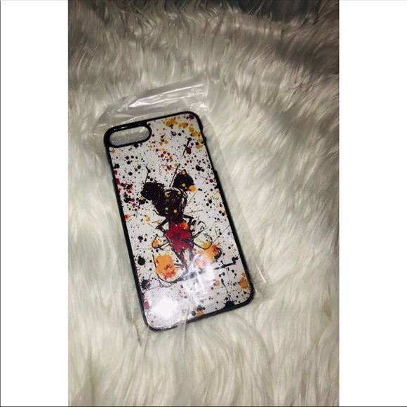 Mickey Mouse iPhone case - Picture 3 of 3